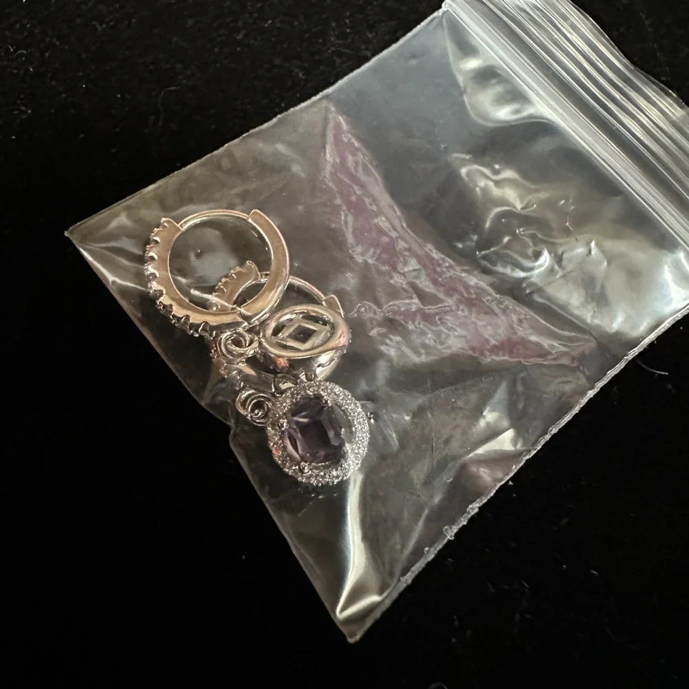 925 Sterling Silver Drop Paved Purple Zirconia Hypoallergenic Earrings - New - Picture 5 of 5